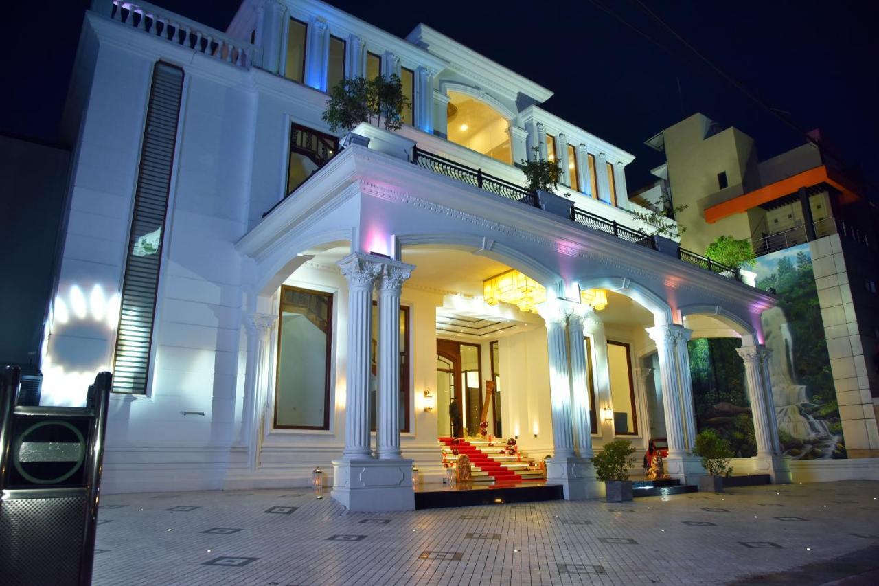 Hotel Queensbury Malabe Kaduwela Exterior photo